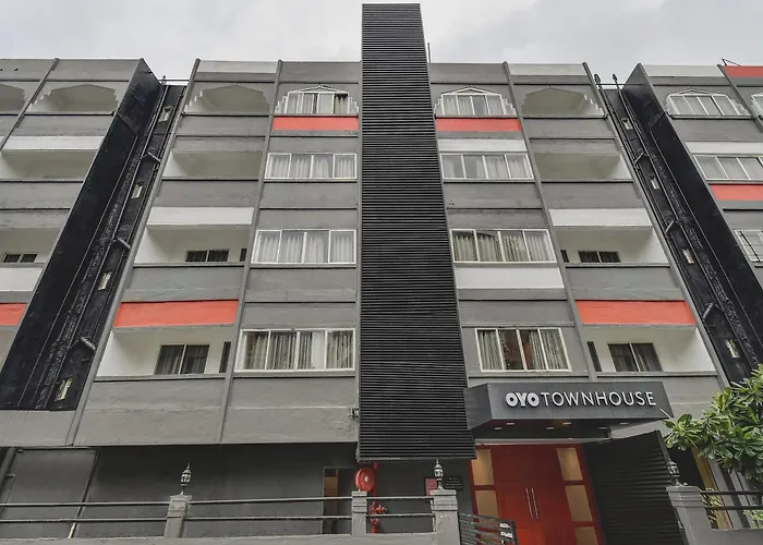 Townhouse Century Hotel Nagpur